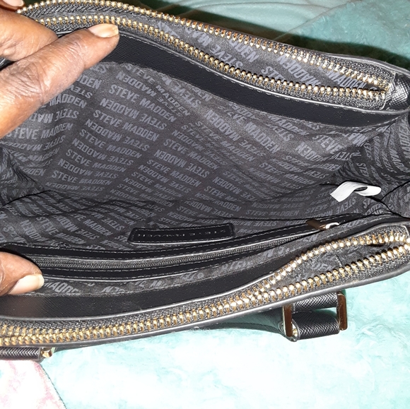 Steve Madden Purse - Picture 6 of 8